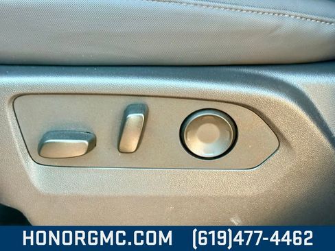 Used 2025 GMC Hummer EV 2X w/ Extreme Off-Road Package image 14