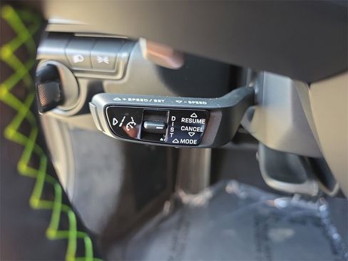 Certified 2024 Porsche 911 Carrera GTS image 38