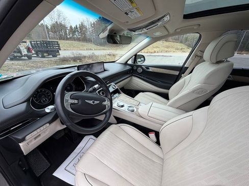 Used 2023 Genesis GV80 2.5T w/ Advanced Package AWD/4WD image 6