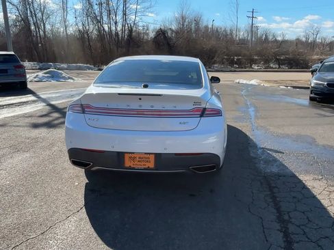 Used 2019 Lincoln MKZ Reserve FWD image 7