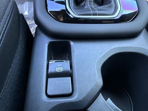 Used 2025 Subaru Forester Premium w/ Convenience Package #1 image 34