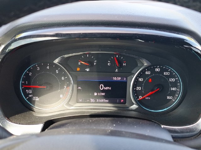 Used 2023 Chevrolet Traverse LT FWD image 10