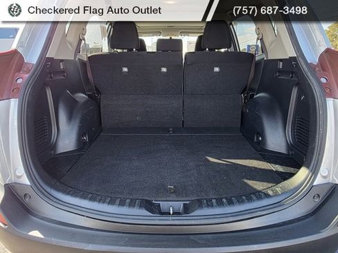Used 2014 Toyota RAV4 XLE image 16