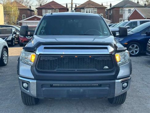 Used 2014 Toyota Tundra SR5 w/ SR5 Upgrade Package image 2