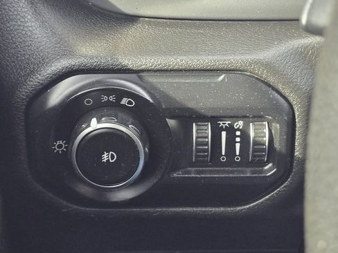 Used 2021 Jeep Wrangler Unlimited Sport image 12