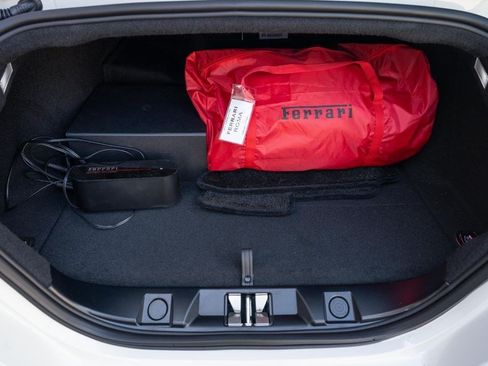 Used 2022 Ferrari Roma RWD image 22