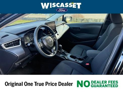 Used 2023 Toyota Corolla LE image 4