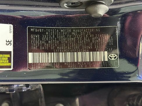 Certified 2023 Toyota Corolla LE image 27