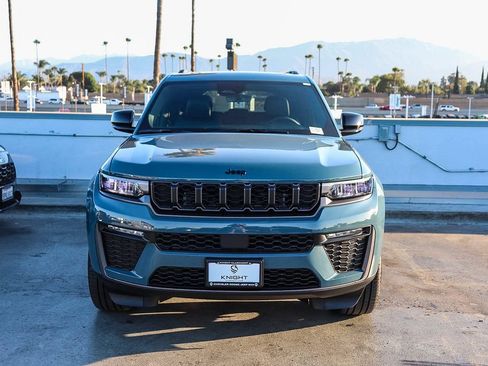New 2026 Jeep Grand Cherokee Limited AWD/4WD image 3