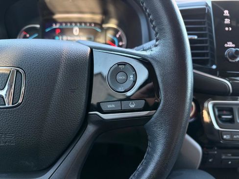 Used 2021 Honda Pilot Touring image 12