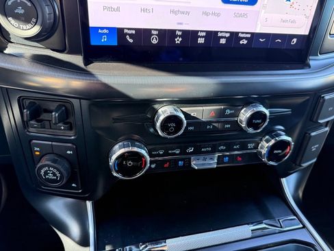 Used 2025 Ford F150 Raptor AWD/4WD image 11