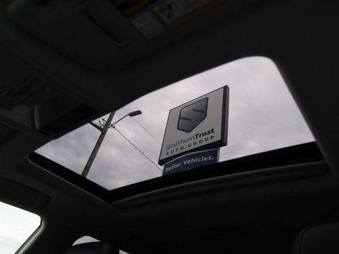 Used 2013 Lexus LX 570 4WD image 12