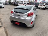 Used 2016 Hyundai Veloster image 4
