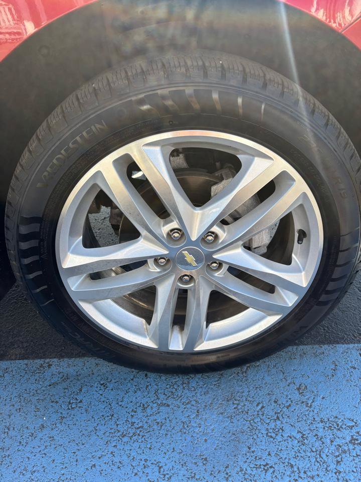 Used 2019 Chevrolet Equinox Premier AWD/4WD image 35