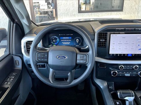 Used 2022 Ford F150 Lightning Pro image 6