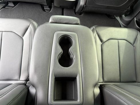 New 2026 Chrysler Pacifica Select FWD image 45