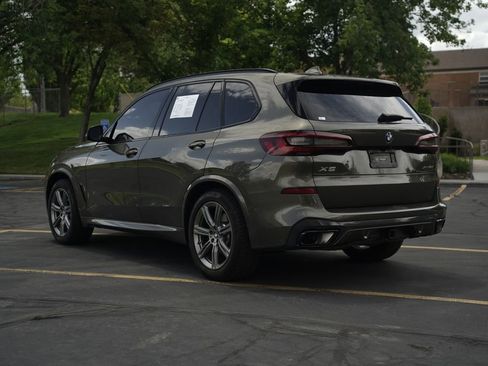 Used 2023 BMW X5 xDrive40i w/ M Sport Package AWD/4WD image 3