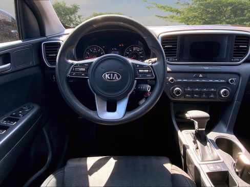 Used 2020 Kia Sportage LX FWD image 8