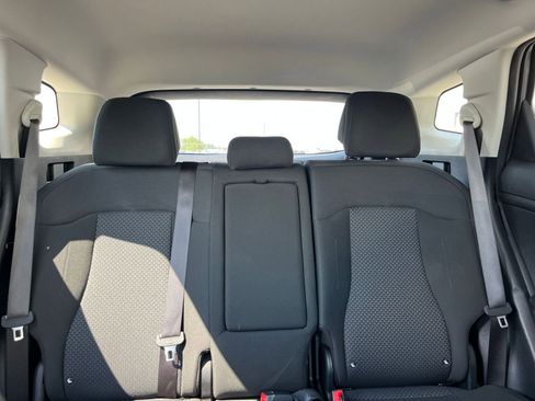 Used 2025 Kia Sportage LX FWD image 37