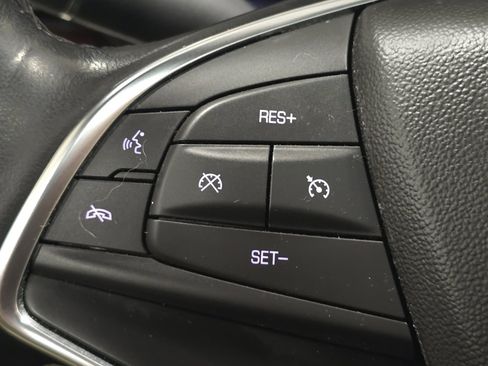 Used 2019 Cadillac XT5 Luxury image 33