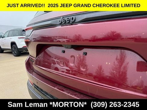 New 2025 Jeep Grand Cherokee Limited image 8