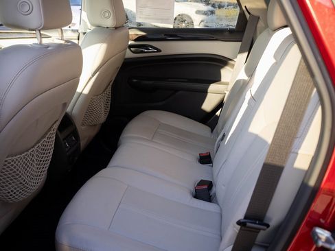 Used 2016 Cadillac SRX Luxury image 20