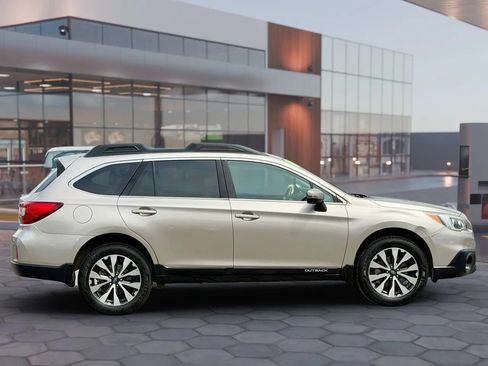 Used 2015 Subaru Outback 2.5i Limited AWD/4WD image 13