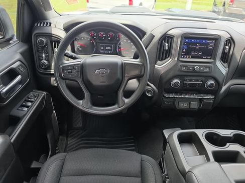 Used 2024 Chevrolet Silverado 1500 Custom Trail Boss AWD/4WD image 9