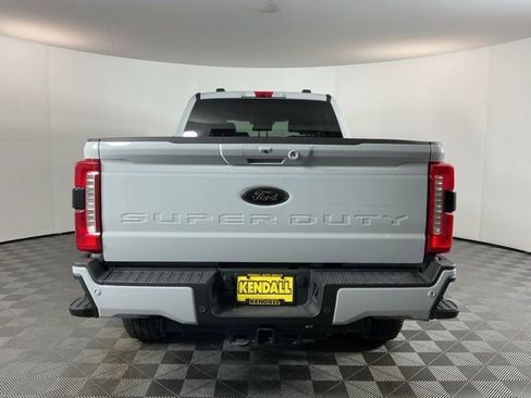 Used 2025 Ford F350 Lariat w/ Black Appearance Package image 5