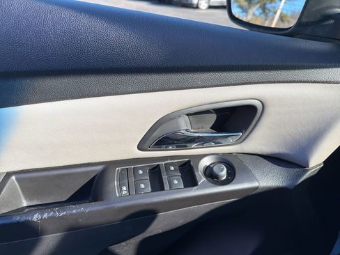 Used 2012 Chevrolet Cruze LS w/ Connectivity Package image 19