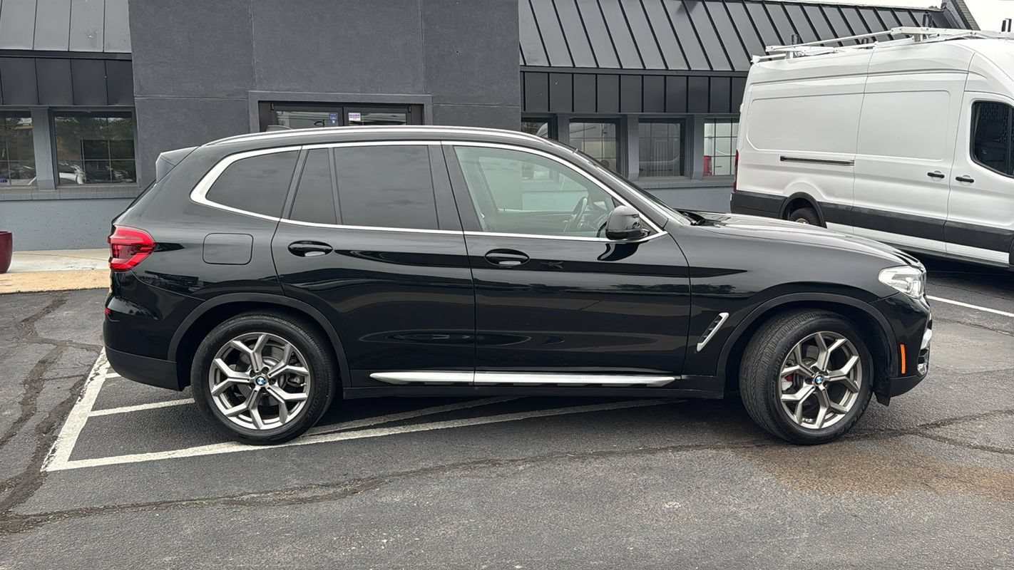 Used 2021 BMW X3 xDrive30i w/ Convenience Package AWD/4WD image 2