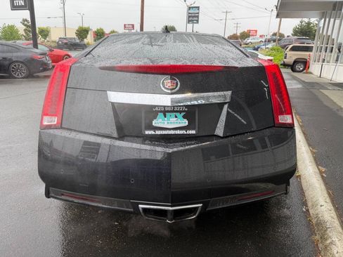 Used 2011 Cadillac CTS Performance w/ Performance Luxury Package RWD image 5