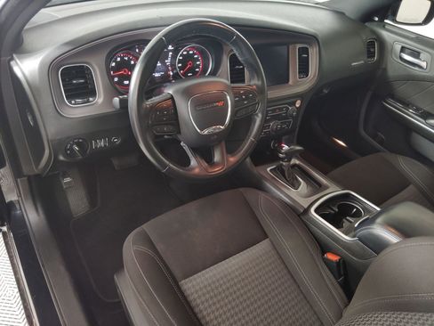 Used 2023 Dodge Charger SXT image 4