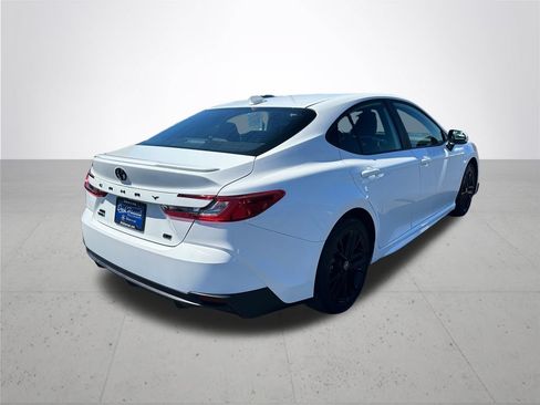 Used 2025 Toyota Camry SE w/ Convenience Package AWD/4WD image 7