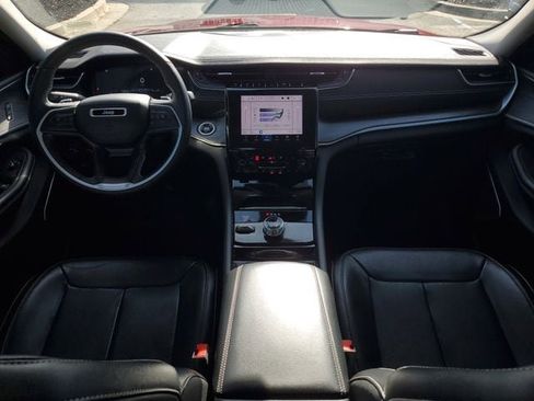 Used 2022 Jeep Grand Cherokee Limited w/ Luxury Tech Group II image 20