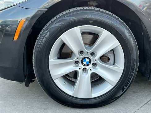 Used 2012 BMW 528i xDrive Sedan image 32