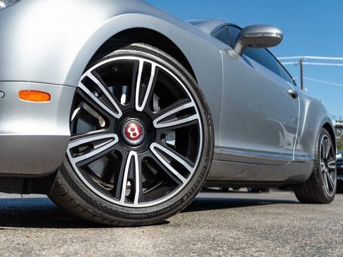 Used 2014 Bentley Continental GT image 2