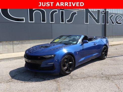 Used 2019 Chevrolet Camaro SS RWD image 1