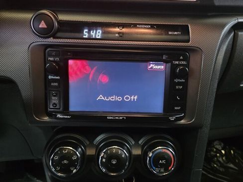 Used 2014 Scion tC image 15