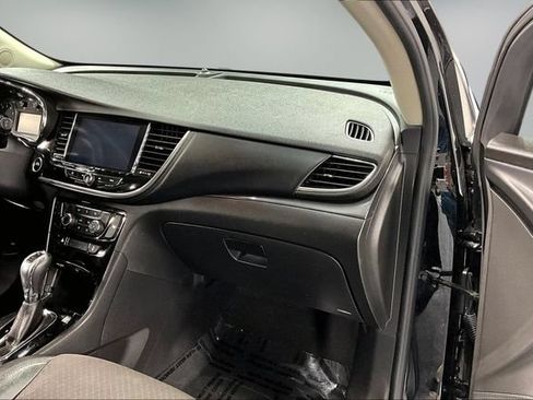 Used 2021 Buick Encore Preferred FWD image 23