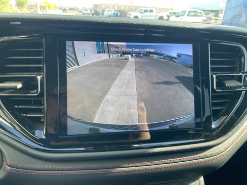 Used 2024 Dodge Durango GT RWD image 23