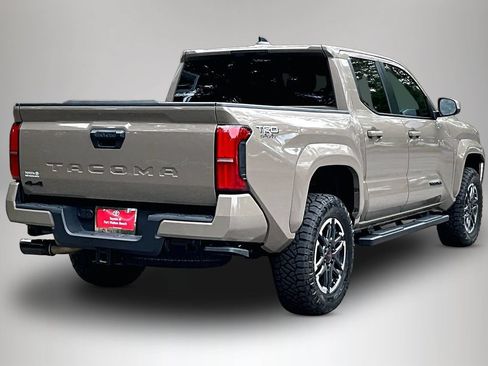 Used 2026 Toyota Tacoma TRD Sport AWD/4WD image 5