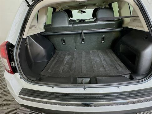 Used 2017 Jeep Compass High Altitude image 21