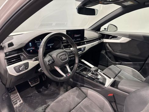 Used 2022 Audi A4 2.0T Premium Plus w/ Premium Plus Package image 12