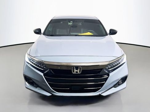 Used 2021 Honda Accord Sport image 2