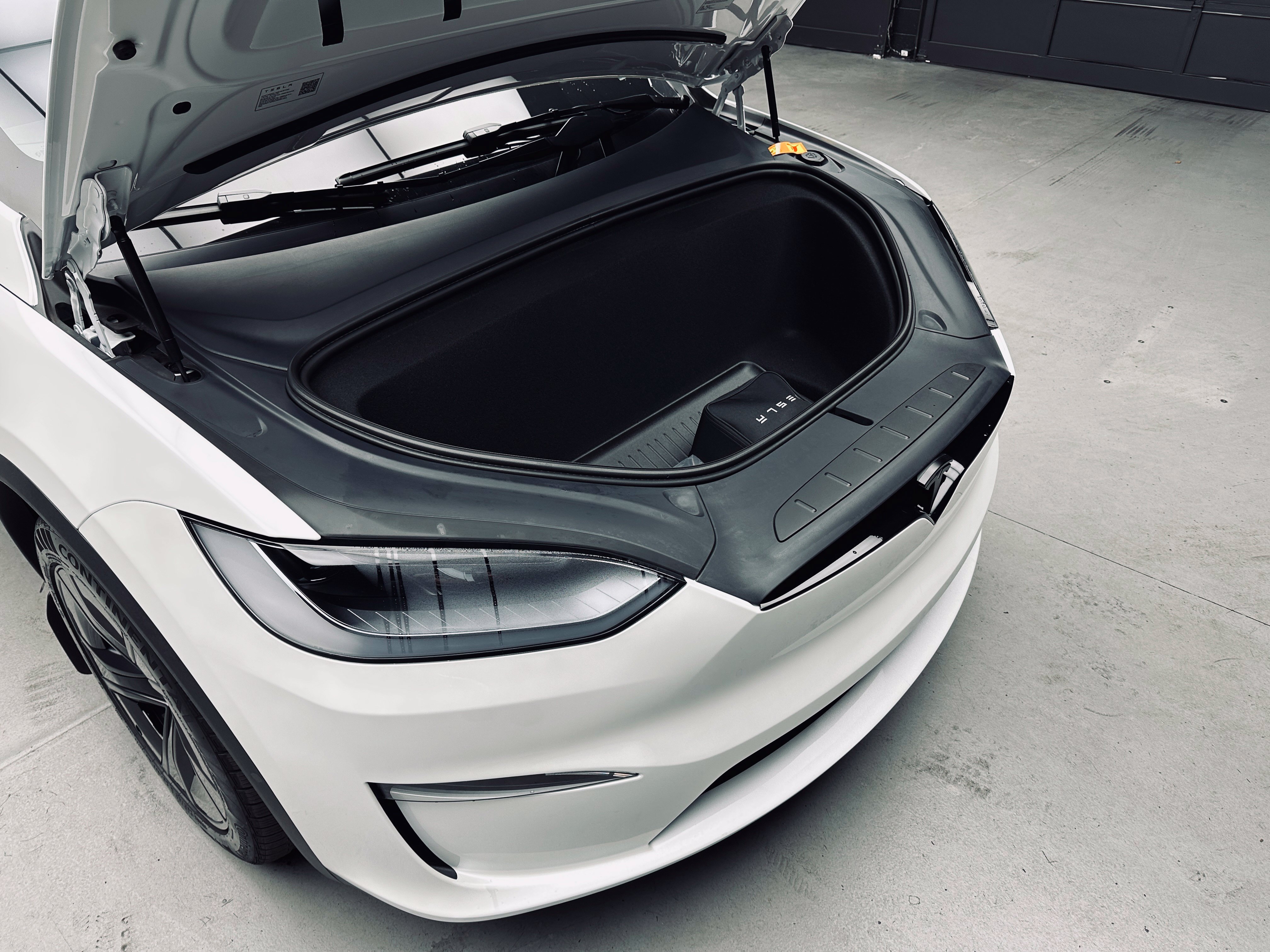 Used 2026 Tesla Model X Plaid AWD/4WD image 38