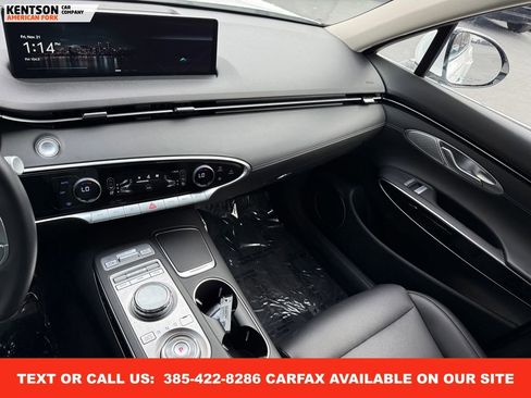 Used 2025 Genesis GV70 2.5T image 25