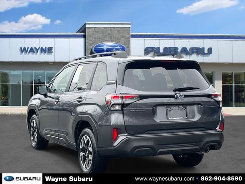 Certified 2025 Subaru Forester Premium image 3