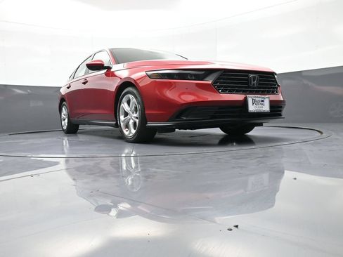 Certified 2023 Honda Accord LX image 27