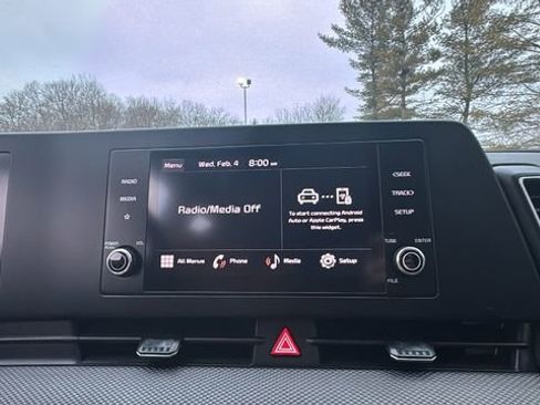 Used 2024 Kia Sportage LX image 18